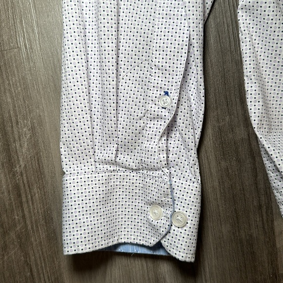 Report Collection Performance Stretch Modern Fit Button Down - Large Short - Picture 4 of 6